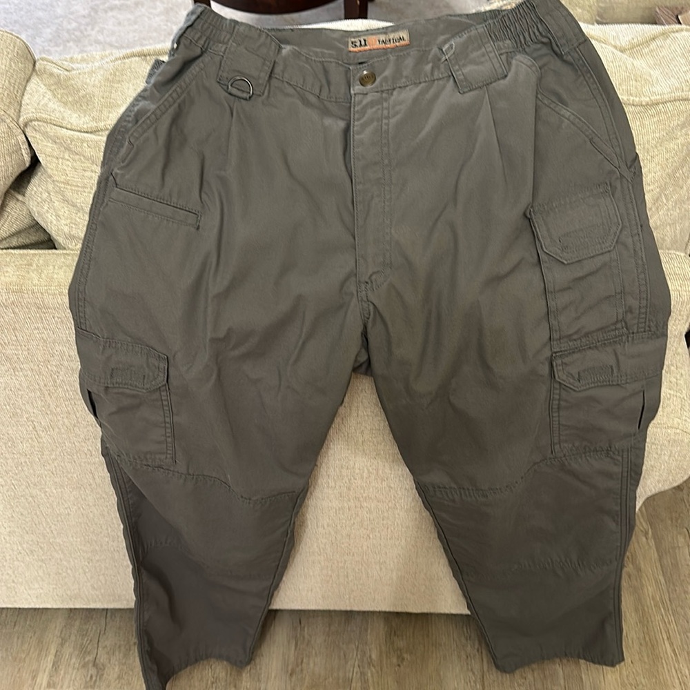 5.11 Tactical Jeans 34x34 great condition.. like new